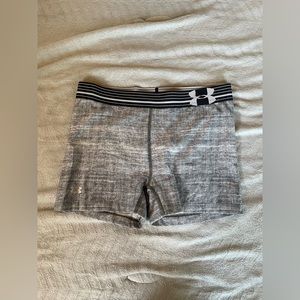 grey under armour spandex